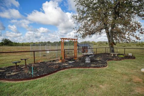 3553 Hunt Lane Waelder TX 78959