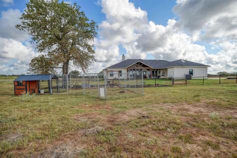 3553 Hunt Lane Waelder TX 78959