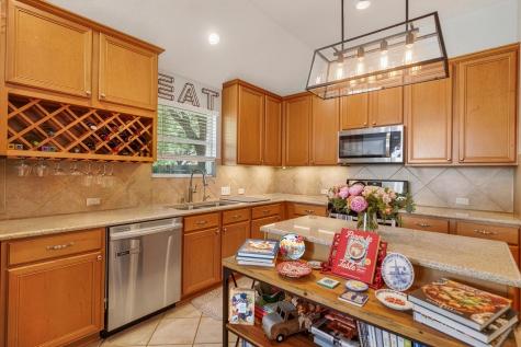 6317 Salcon Cliff Drive Austin TX 78749