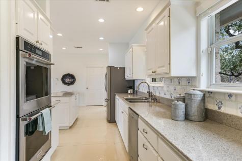 816 Buttercup Lane Wimberley TX 78676