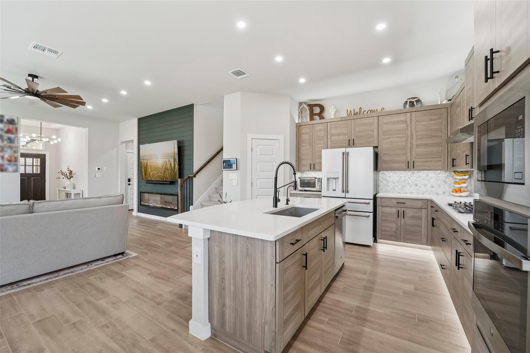 1108 Sweetspire Street Leander TX 78641