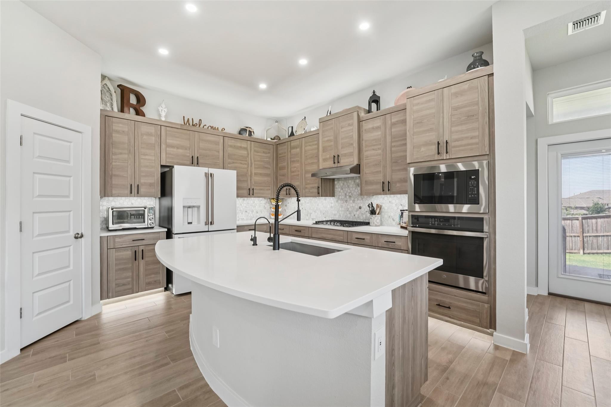1108 Sweetspire Street Leander TX 78641