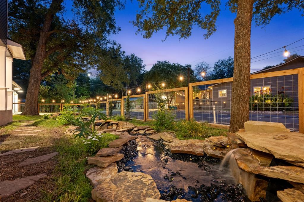 4604-2 Santa Anna Street Austin TX 78721
