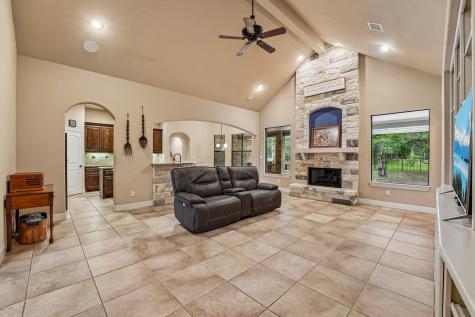 132 Wagon Way Bastrop TX 78602