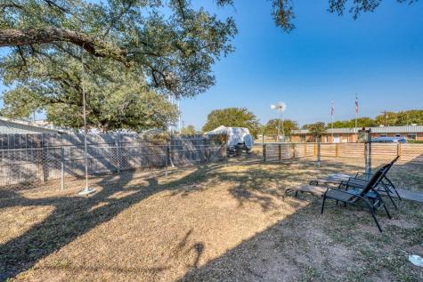403 South Drive Kingsland TX 78639