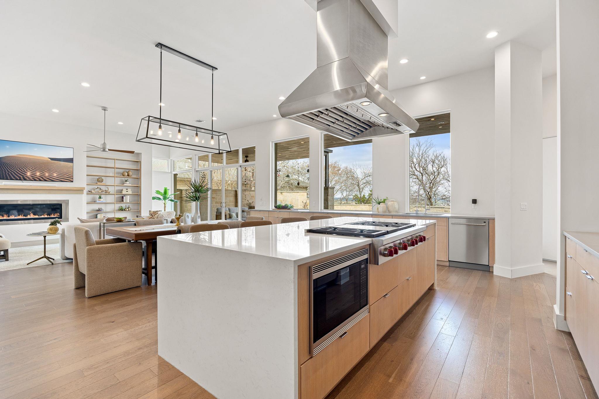 6504 W Courtyard Drive Austin TX 78730
