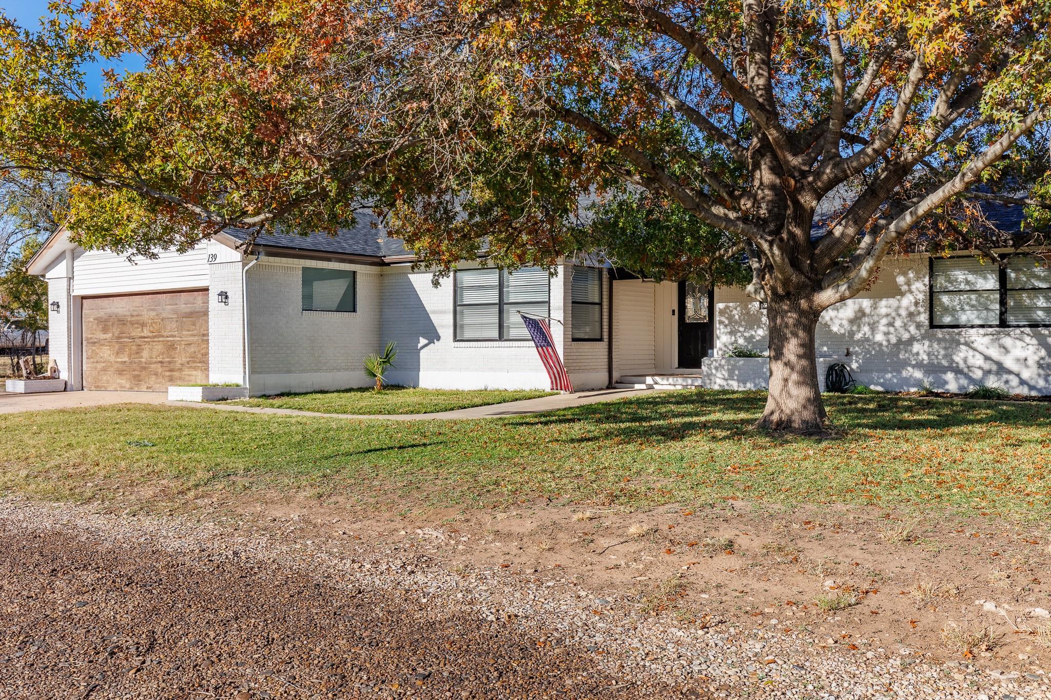 139 E Cottonwood Drive Granite Shoals TX 78654