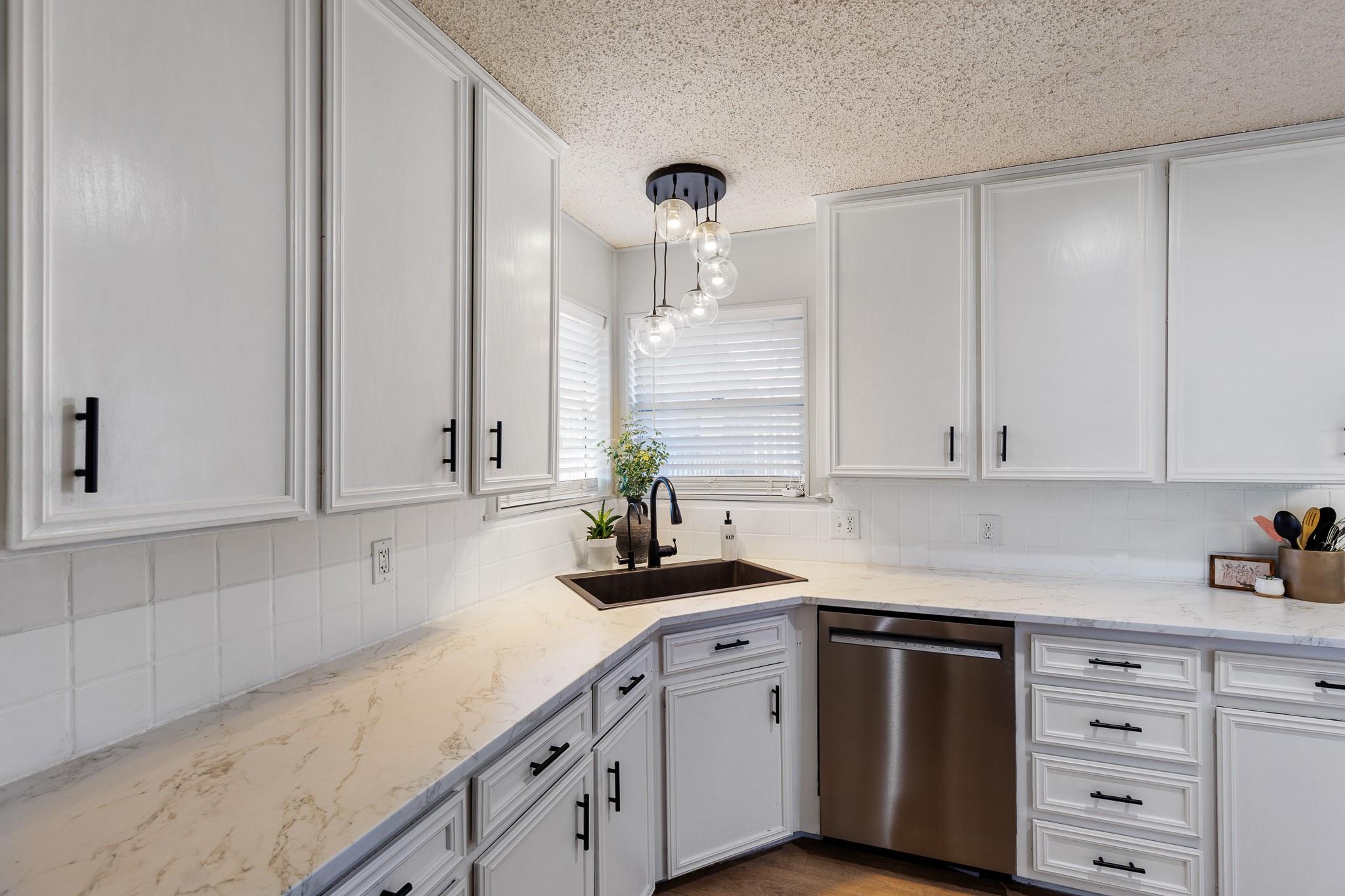 139 E Cottonwood Drive Granite Shoals TX 78654