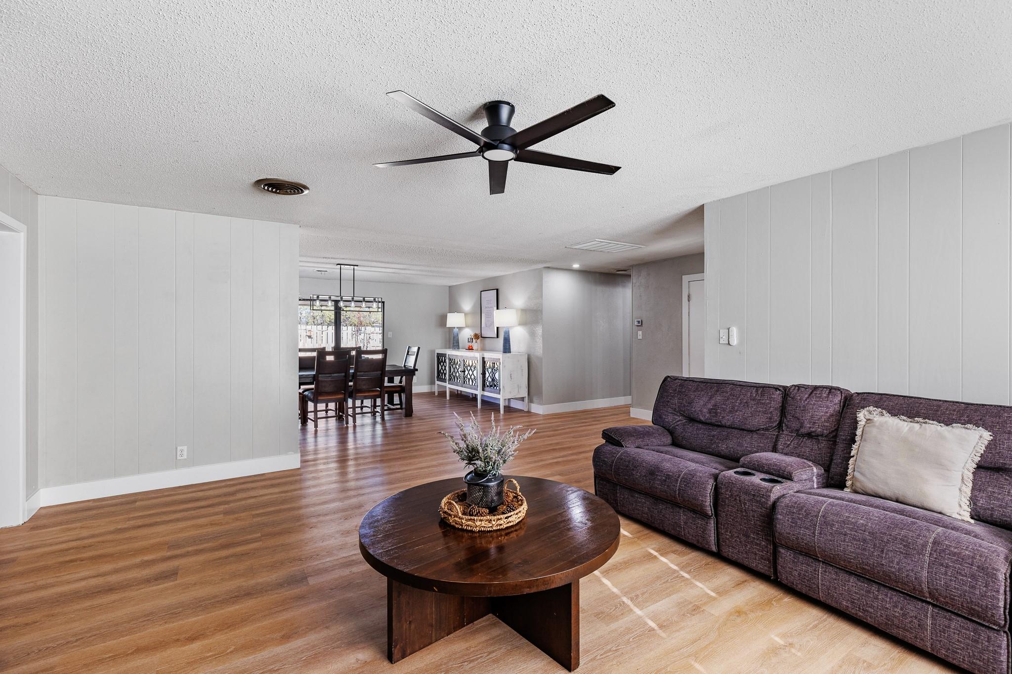 139 E Cottonwood Drive Granite Shoals TX 78654