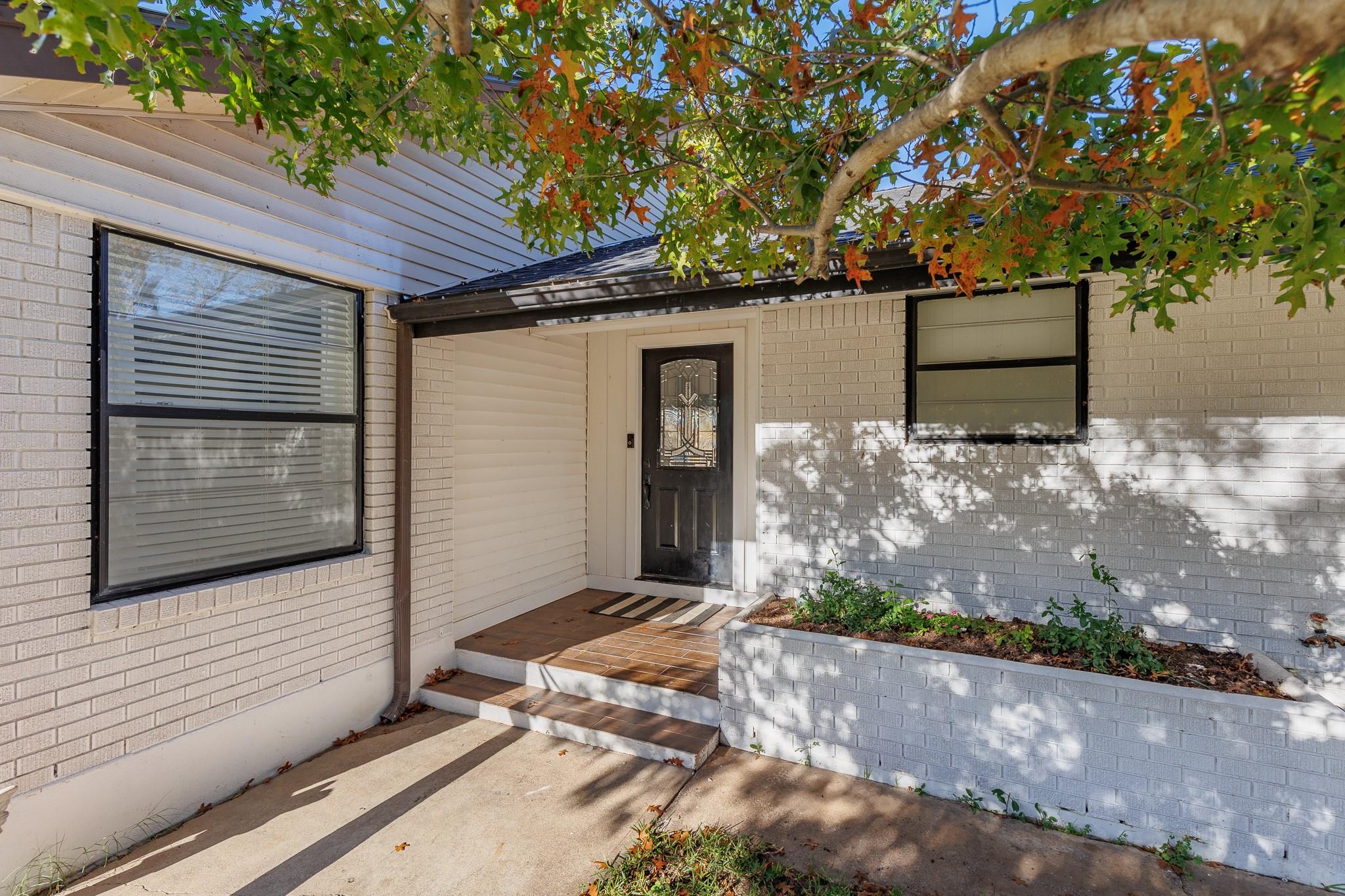 139 E Cottonwood Drive Granite Shoals TX 78654