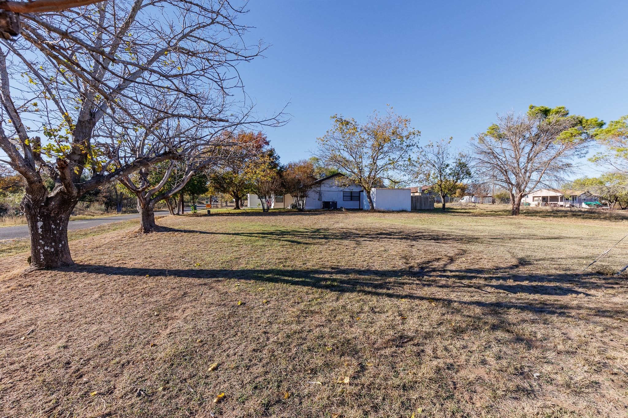 139 E Cottonwood Drive Granite Shoals TX 78654