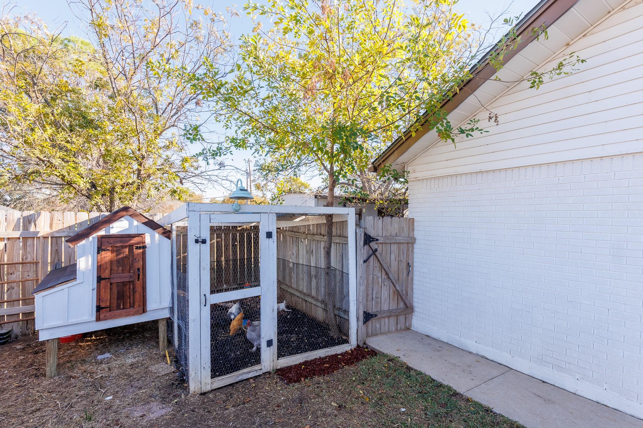 139 E Cottonwood Drive Granite Shoals TX 78654