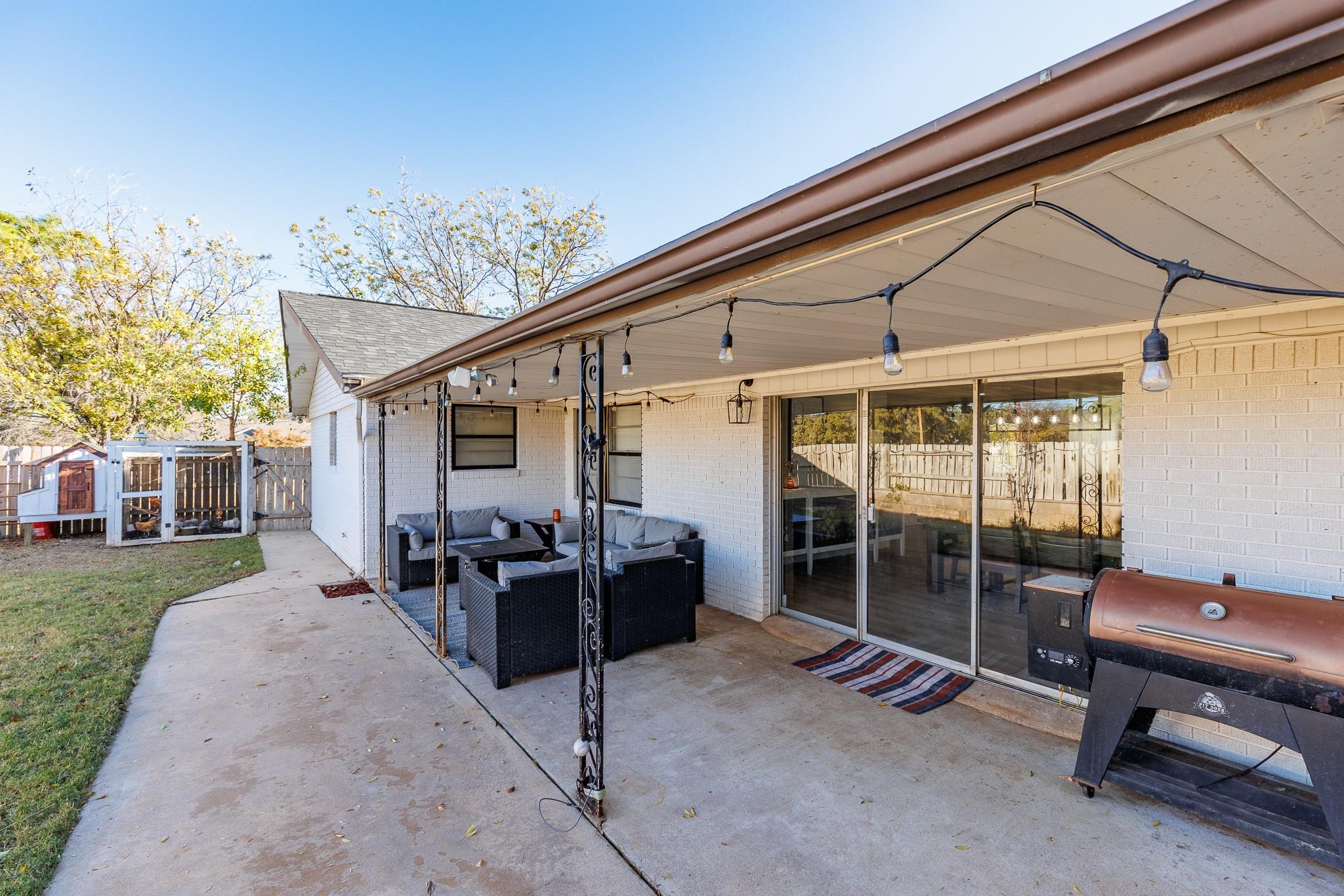 139 E Cottonwood Drive Granite Shoals TX 78654
