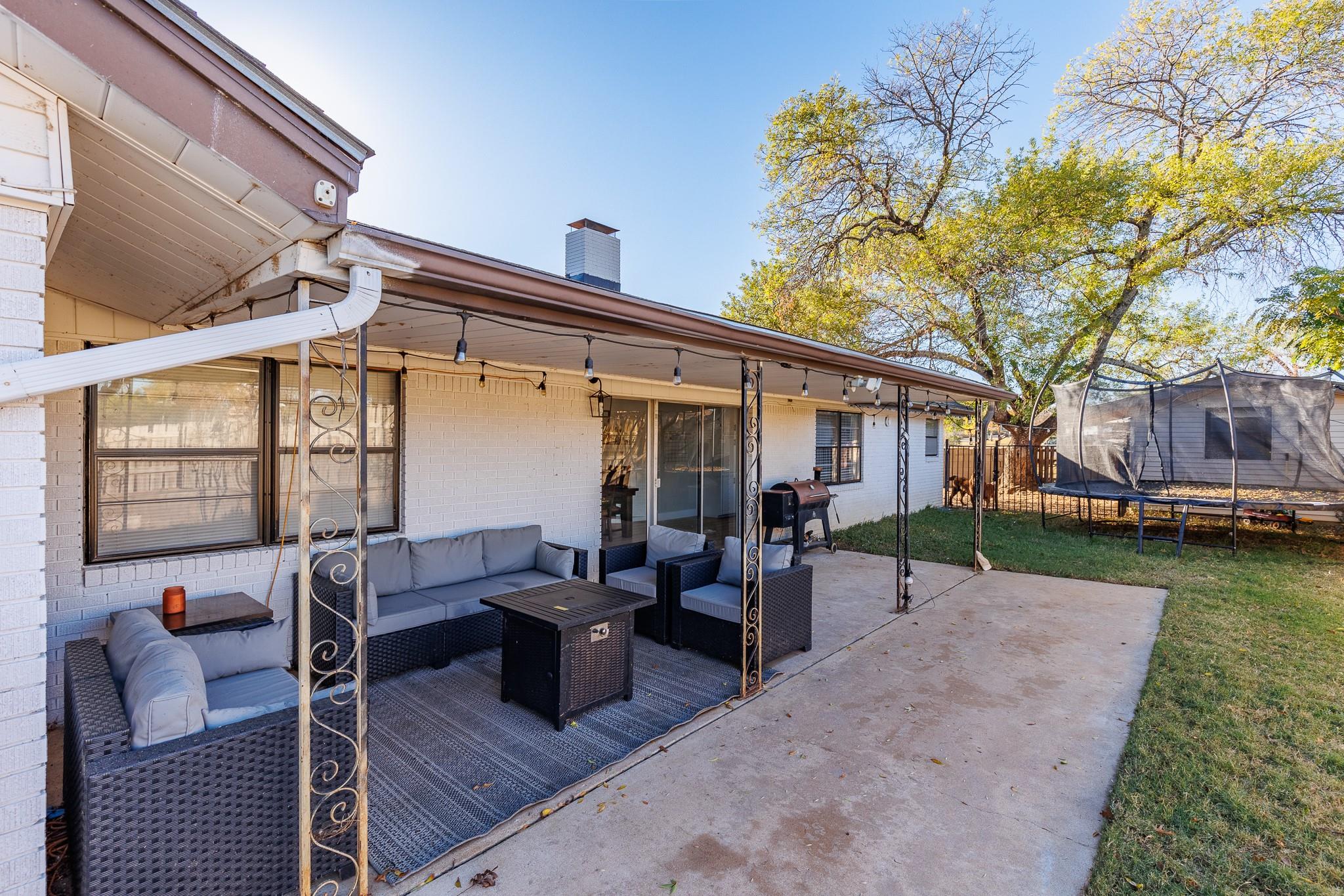 139 E Cottonwood Drive Granite Shoals TX 78654