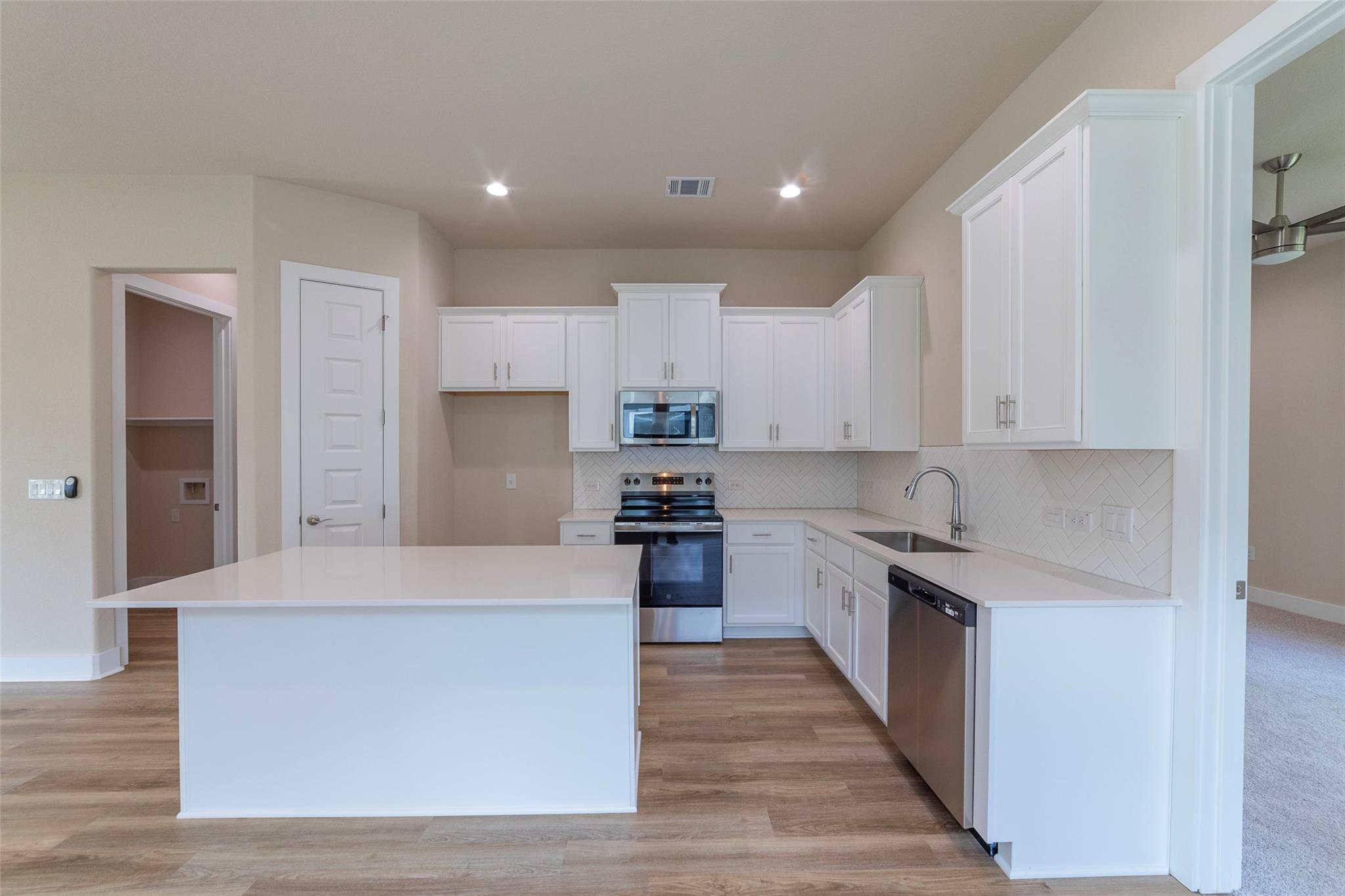 627 Birch Lane Cottonwood Shores TX 78657