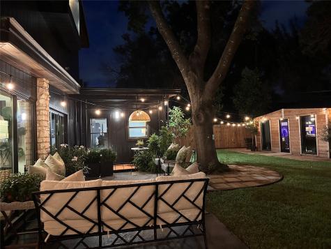 2401 Jarratt Avenue Austin TX 78703
