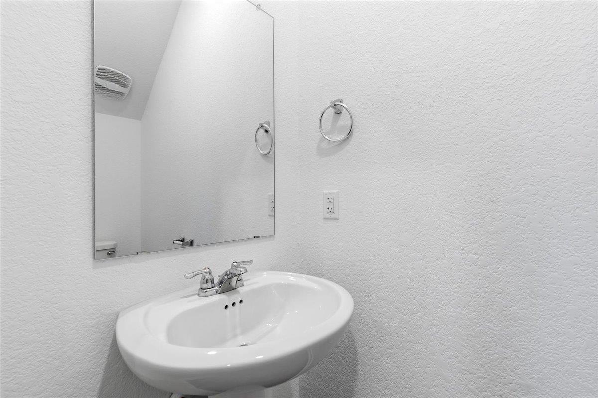 1140 Cattail Lane Bastrop TX 78602