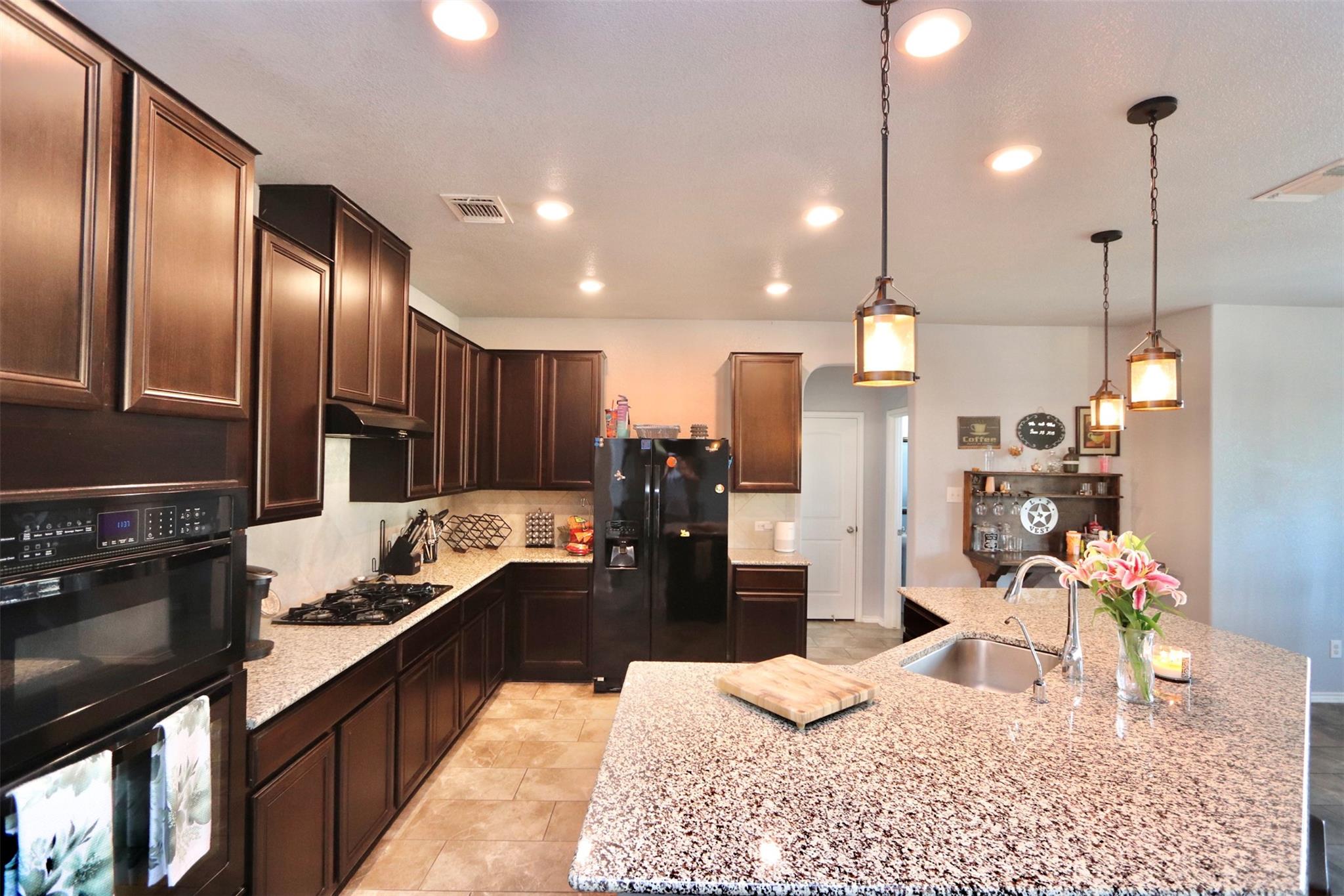 1712 Uhland Drive Leander TX 78641