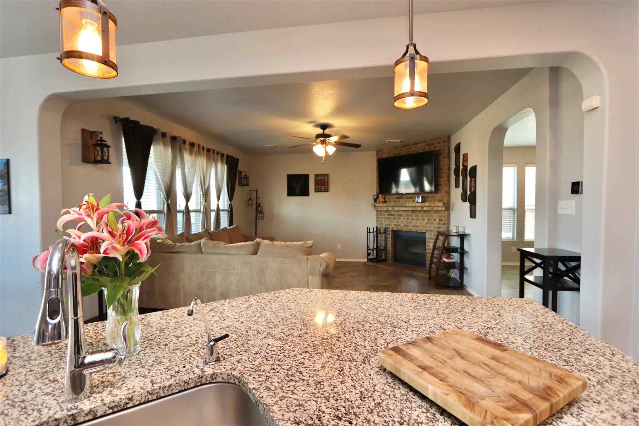 1712 Uhland Drive Leander TX 78641