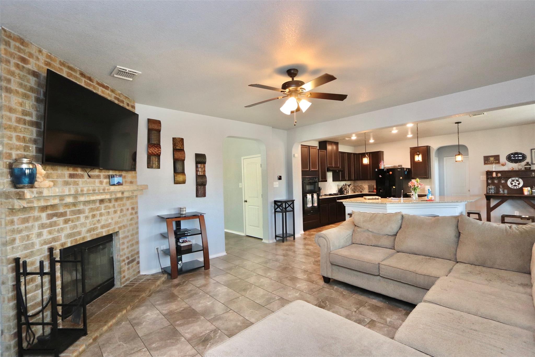 1712 Uhland Drive Leander TX 78641