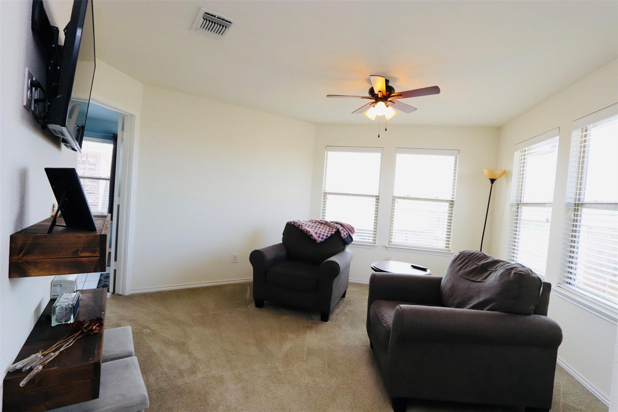 1712 Uhland Drive Leander TX 78641