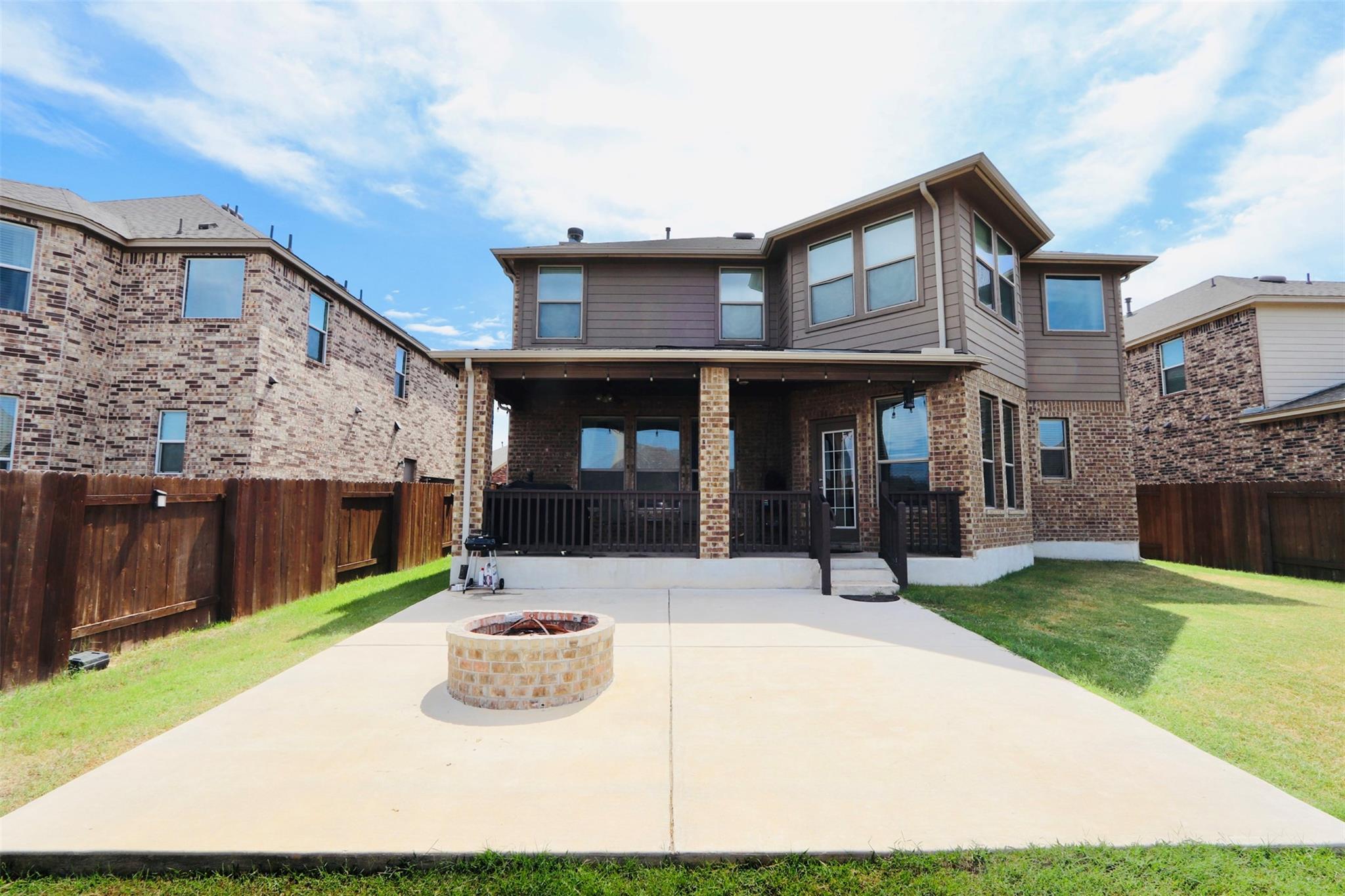 1712 Uhland Drive Leander TX 78641