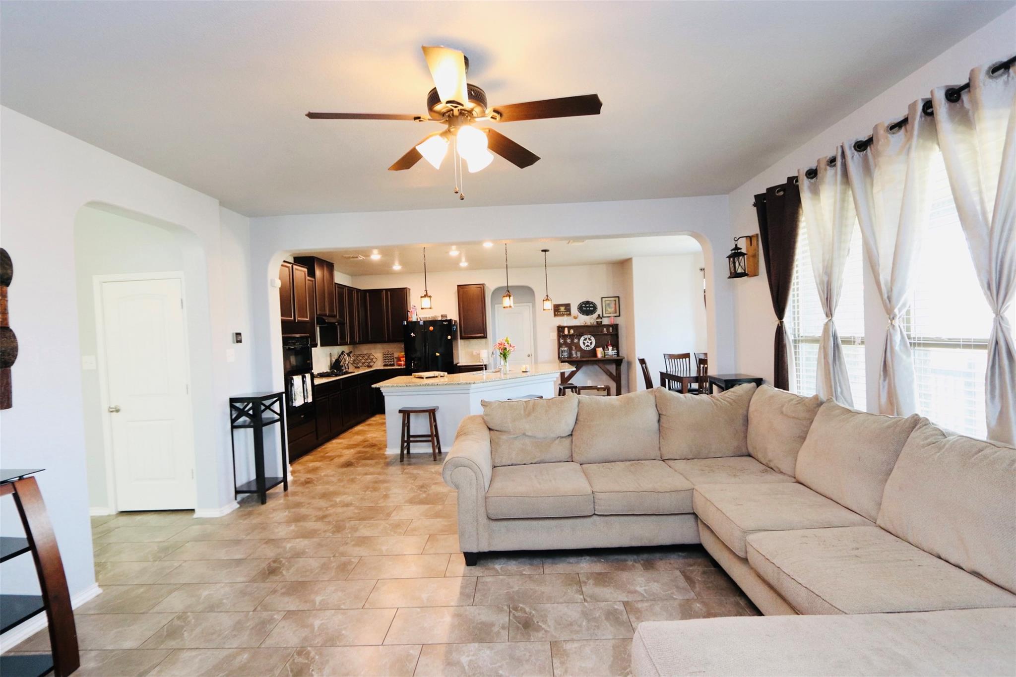 1712 Uhland Drive Leander TX 78641