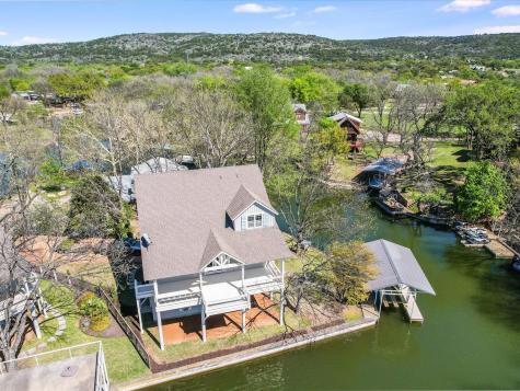 1332 S Lakeside Drive Kingsland TX 78611