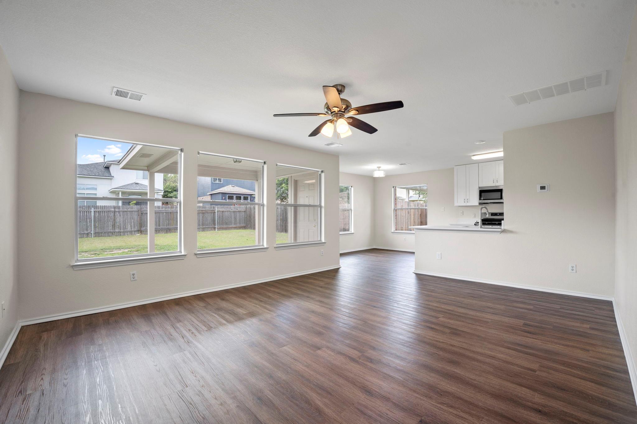 1217 Coronation Way Pflugerville TX 78660