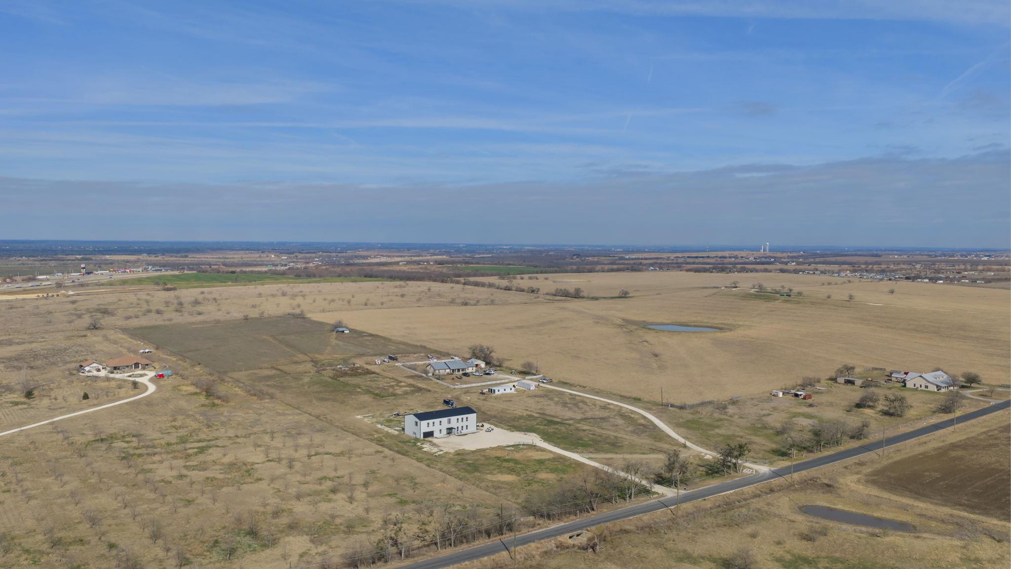 735 County Road 304 Jarrell TX 76537