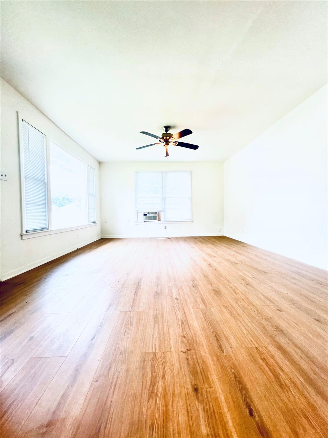 528 E Milam Street La Grange TX 78945