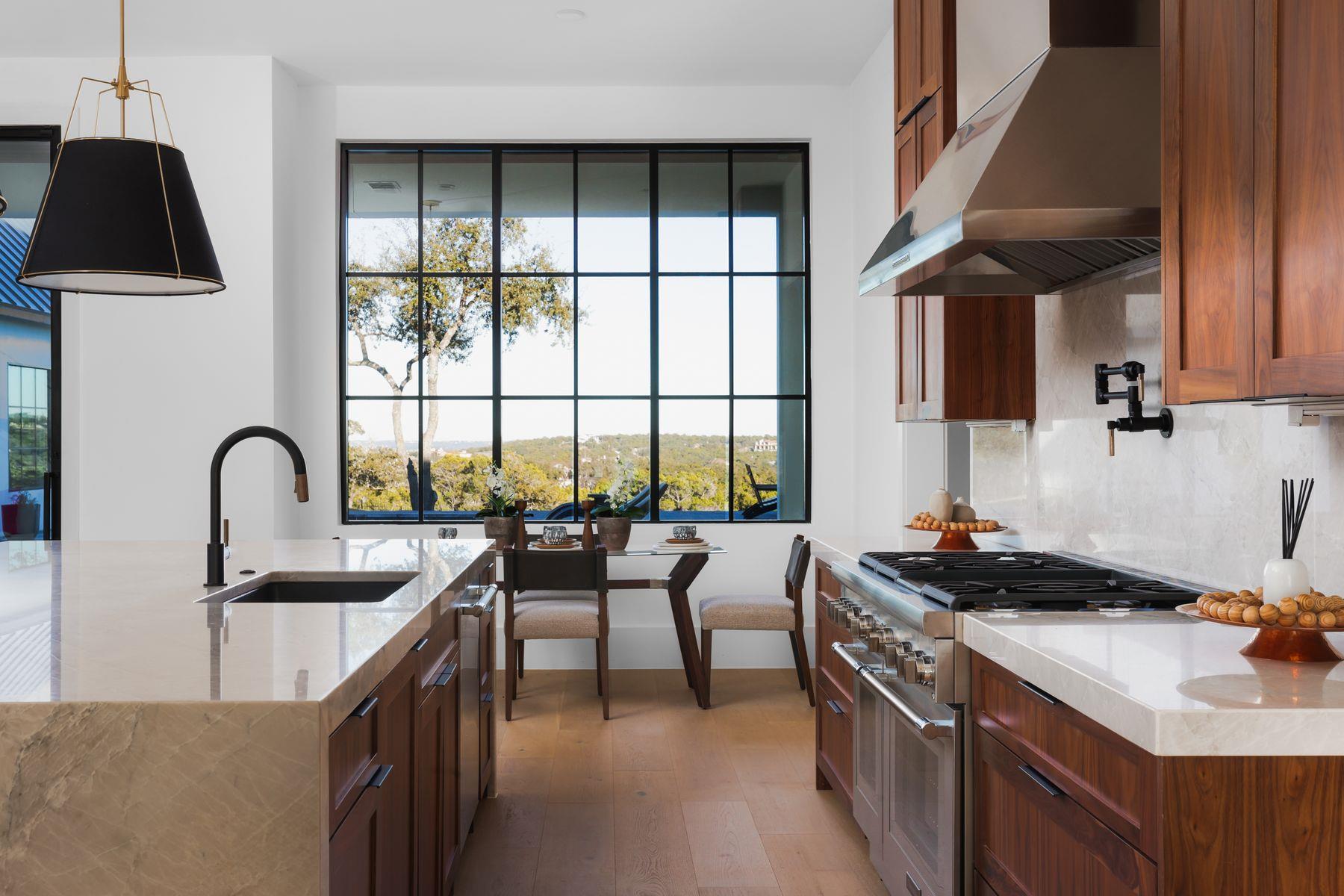 4405 Hennig Drive Austin TX 78738