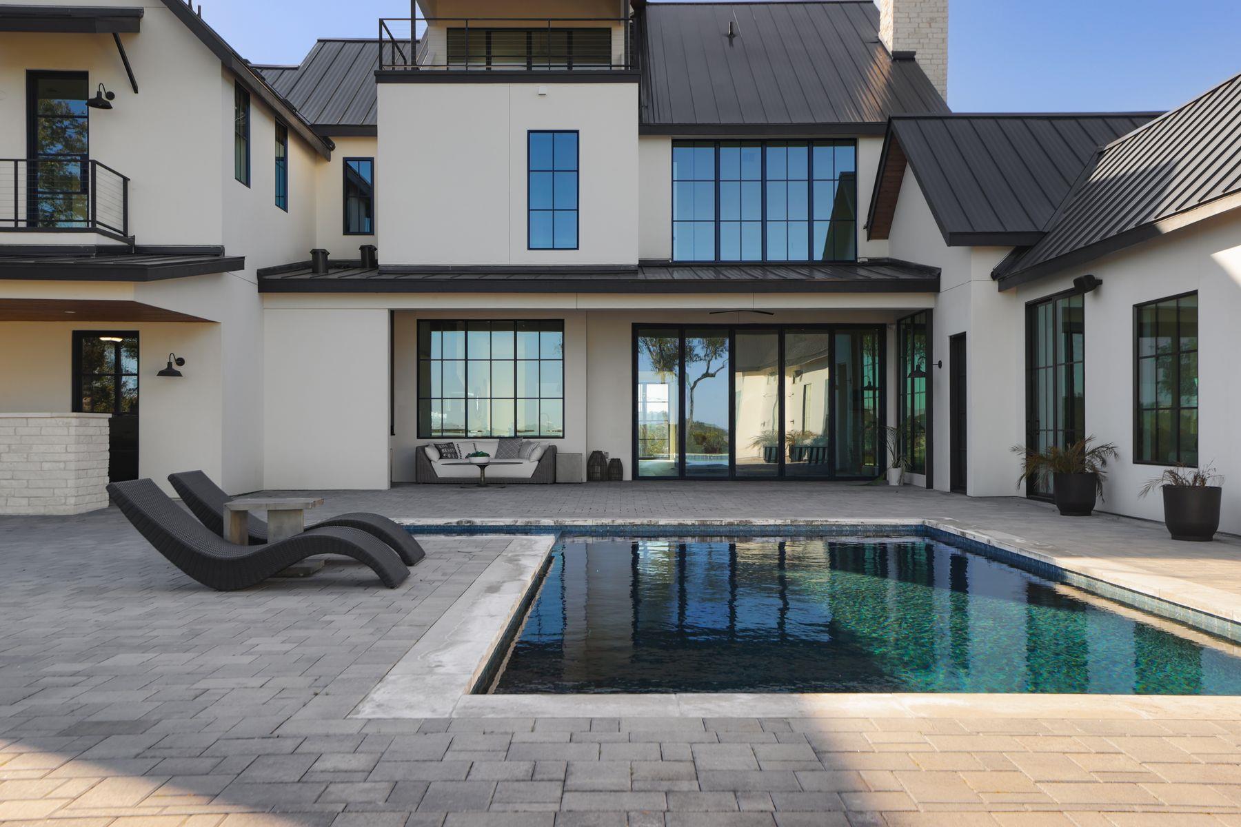 4405 Hennig Drive Austin TX 78738