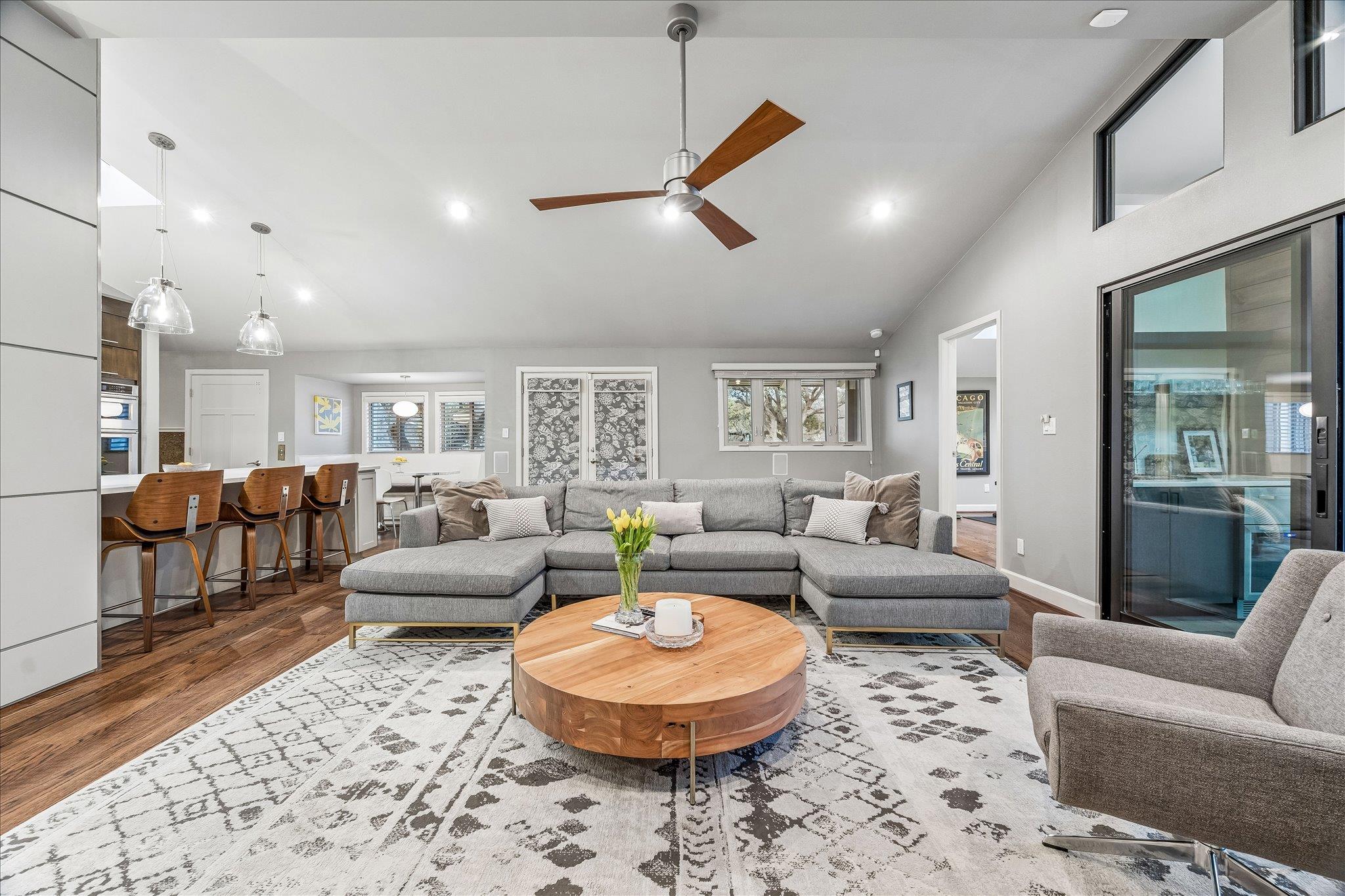 2613 Spring Lane Austin TX 78703