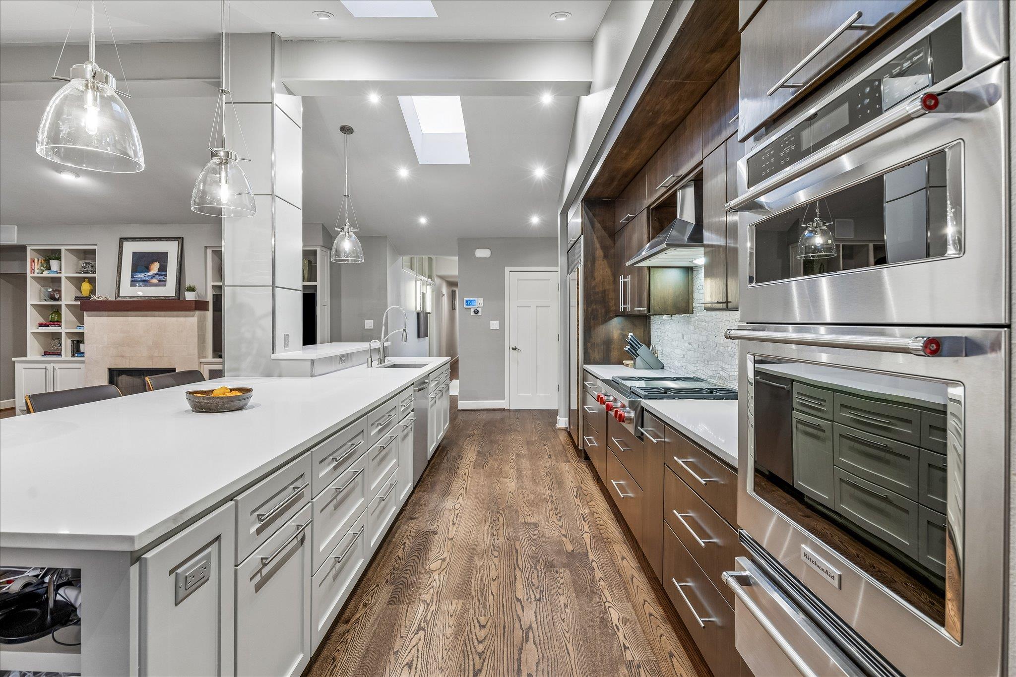 2613 Spring Lane Austin TX 78703