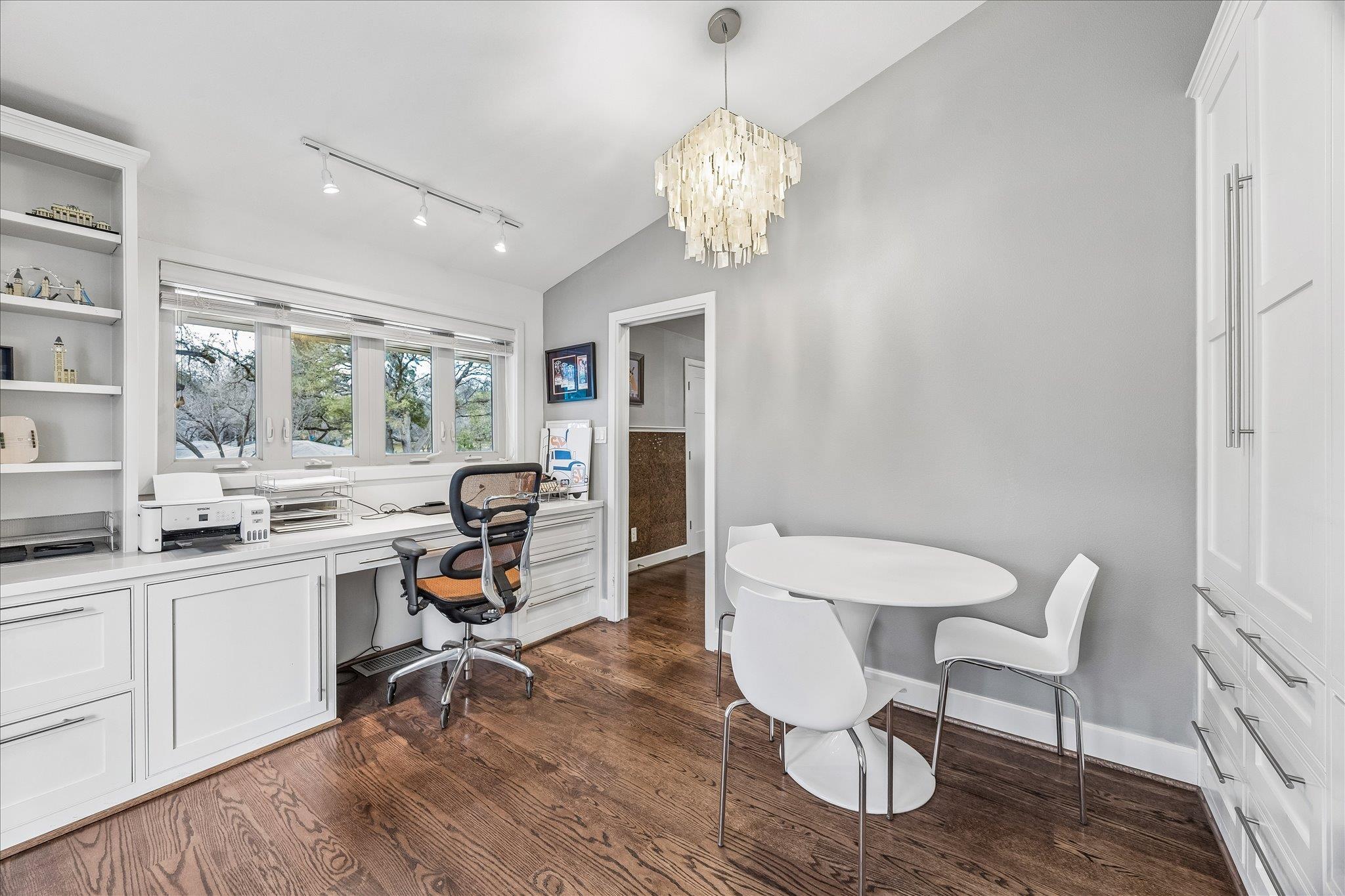 2613 Spring Lane Austin TX 78703