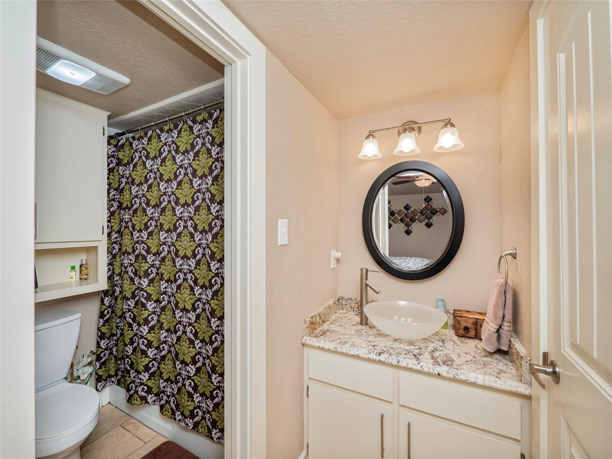 704 Horseshoe Bay Boulevard Horseshoe Bay TX 78657