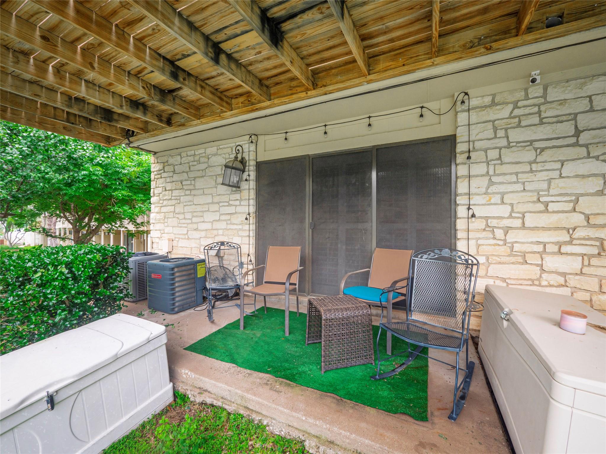 704 Horseshoe Bay Boulevard Horseshoe Bay TX 78657