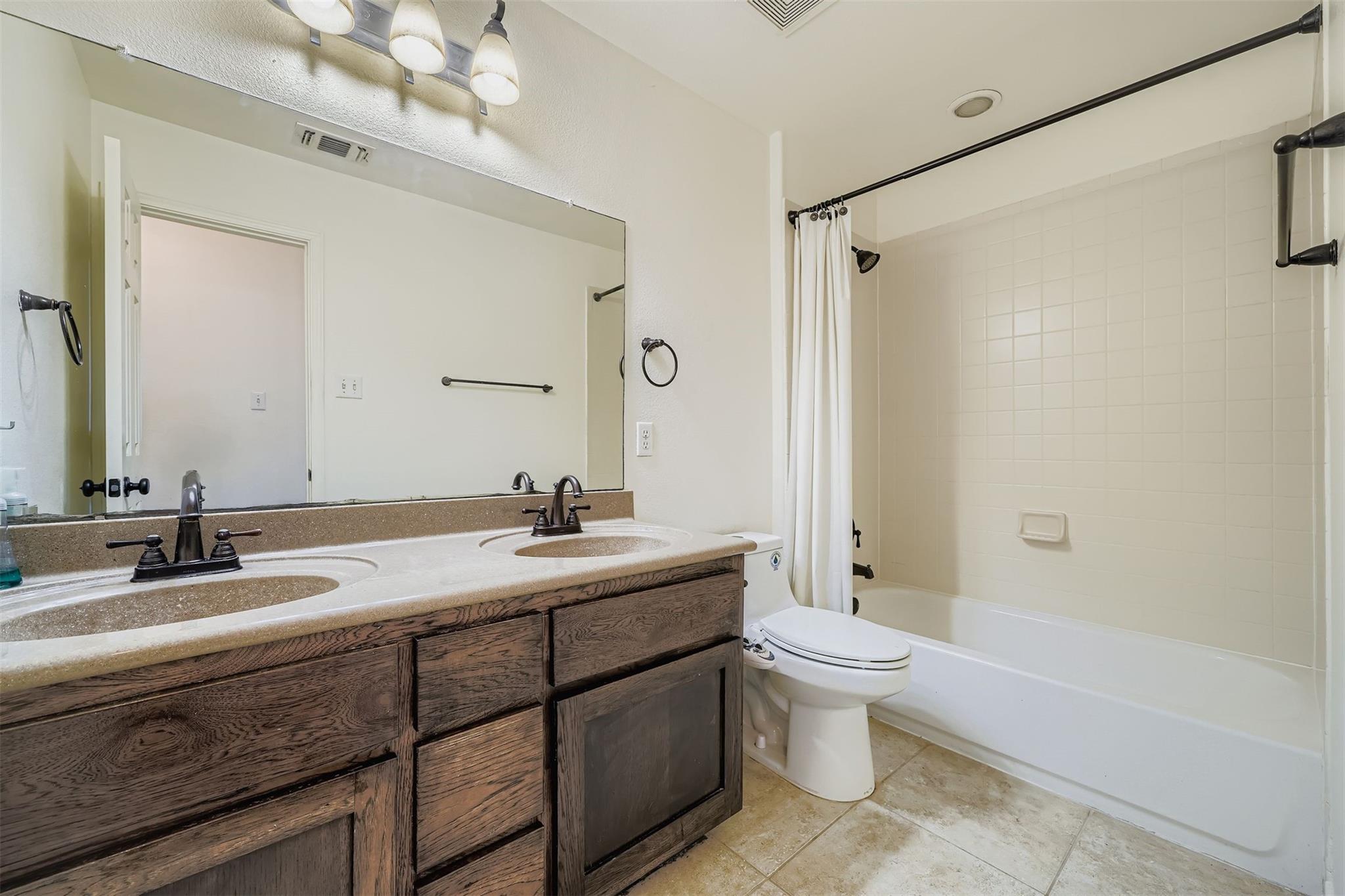 212 Great Circle Cove Austin TX 78717