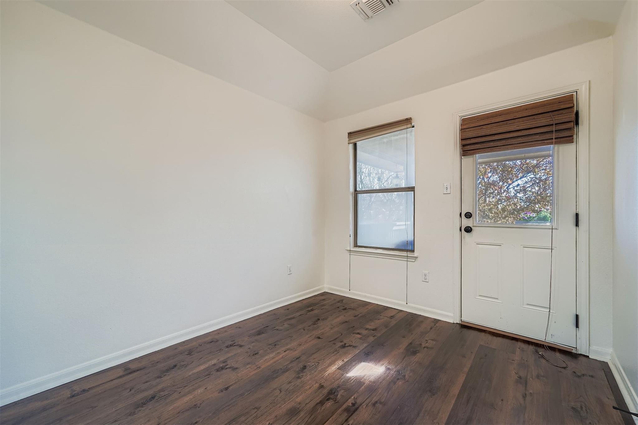 212 Great Circle Cove Austin TX 78717