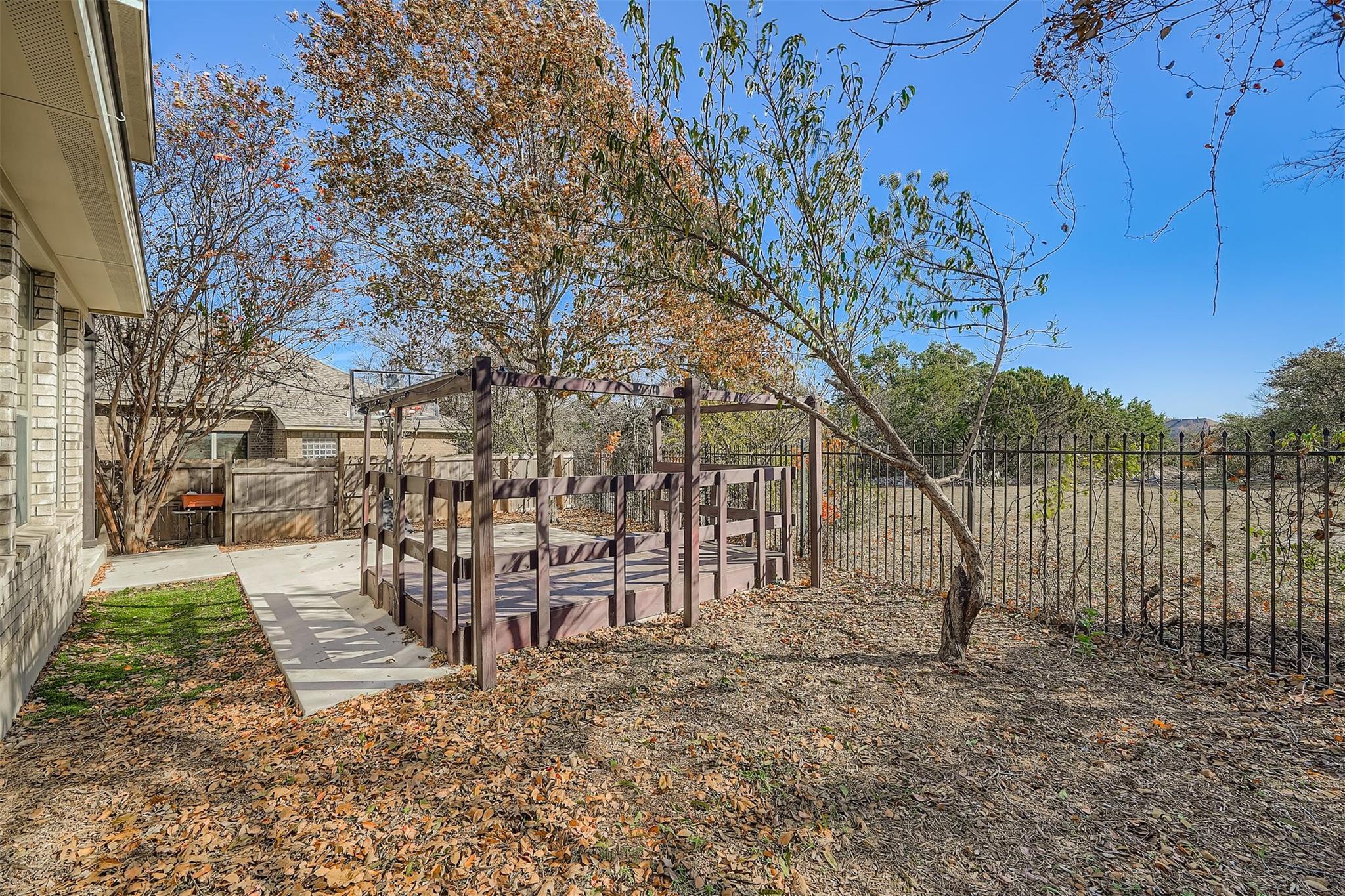 212 Great Circle Cove Austin TX 78717