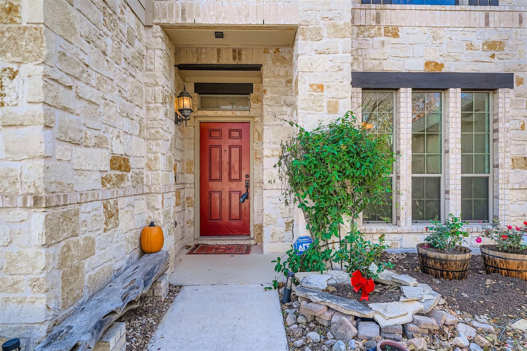 212 Great Circle Cove Austin TX 78717