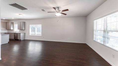 225 Clearlake Drive Hutto TX 78634