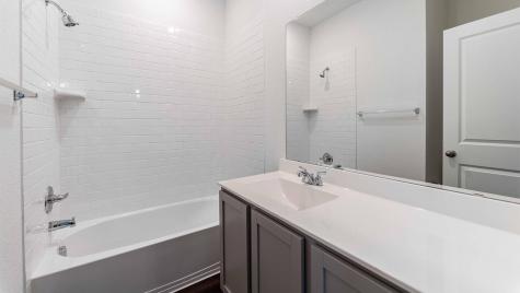 225 Clearlake Drive Hutto TX 78634