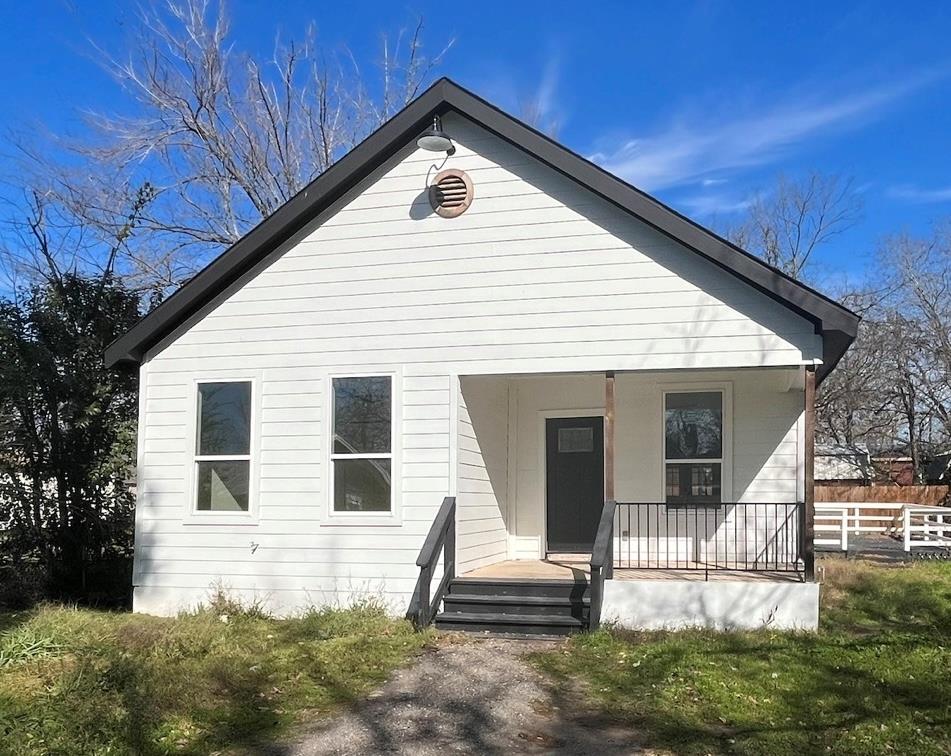 115 W Ila Street Elgin TX 78621