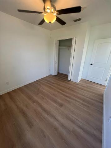 115 W Ila Street Elgin TX 78621