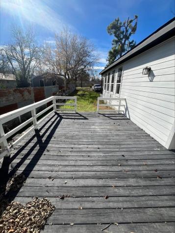 115 W Ila Street Elgin TX 78621