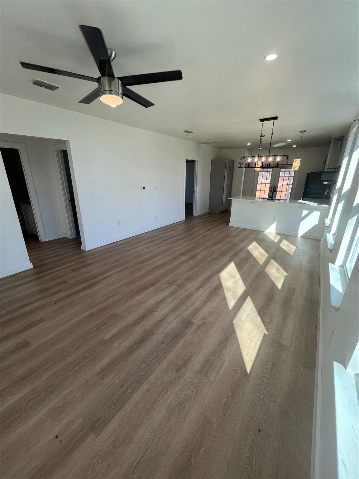 115 W Ila Street Elgin TX 78621