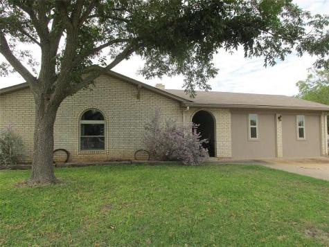 121 Bruce Street Brady TX 76825