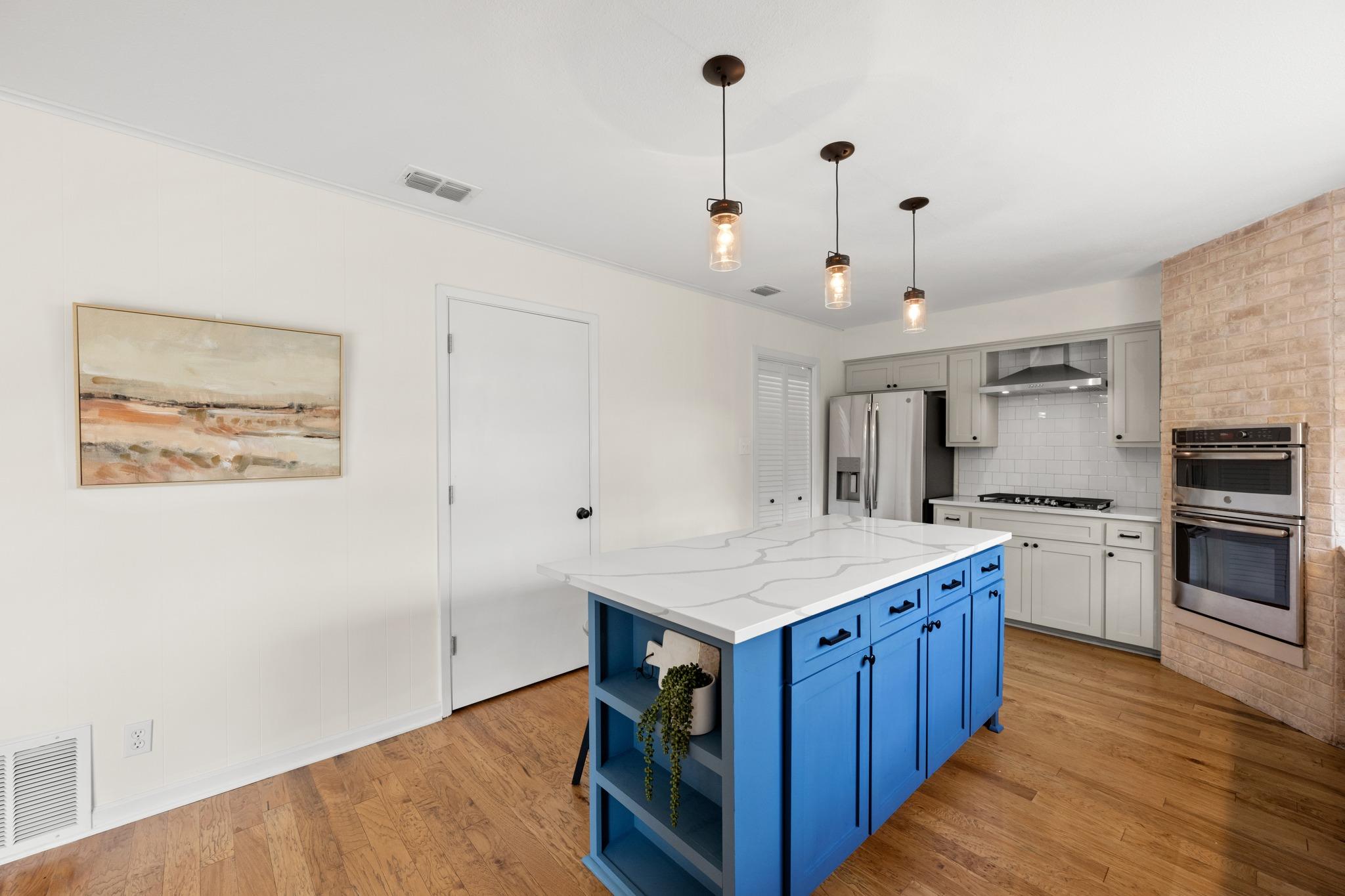 2210 Kenbridge Drive Austin TX 78757